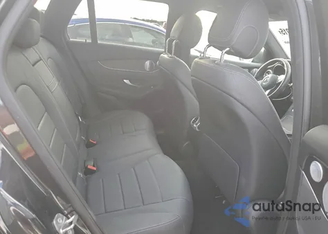 2020 Mercedes-Benz Glc 300 from USA, damaged, VIN WDC0G8DB0LF704961